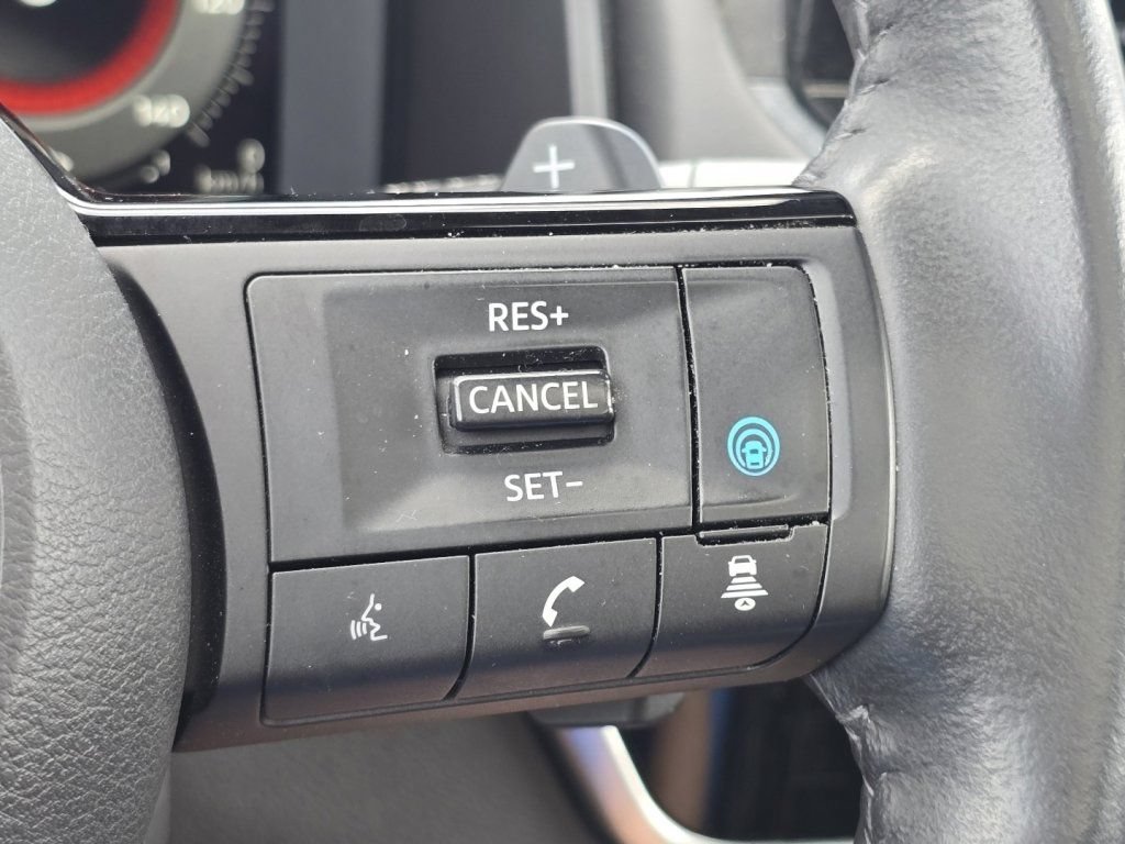 Used 2023 Nissan Rogue Platinum w/ Platinum Premium Package AWD/4WD image 27