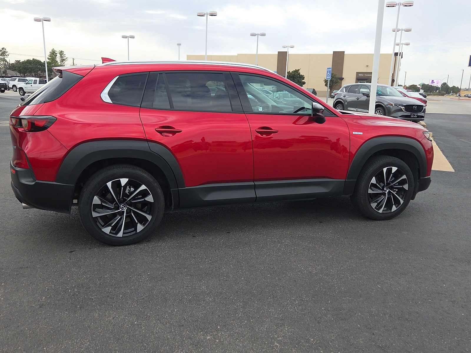 Used 2025 MAZDA CX-50 2.5 Hybrid w/ Cargo Package image 8