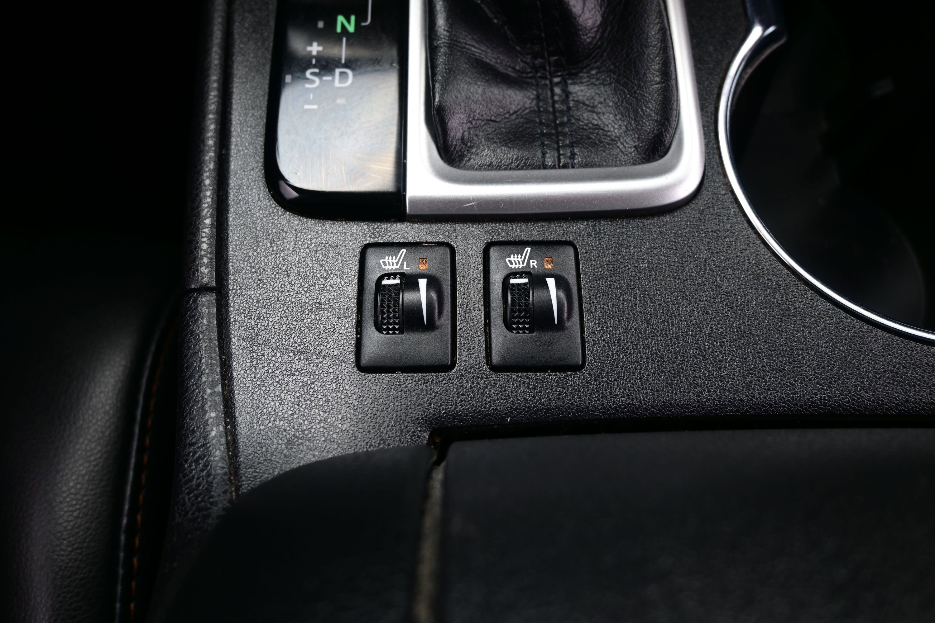 Used 2019 Toyota Highlander XLE AWD/4WD image 23