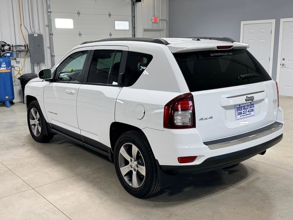 Used 2017 Jeep Compass High Altitude AWD/4WD image 7
