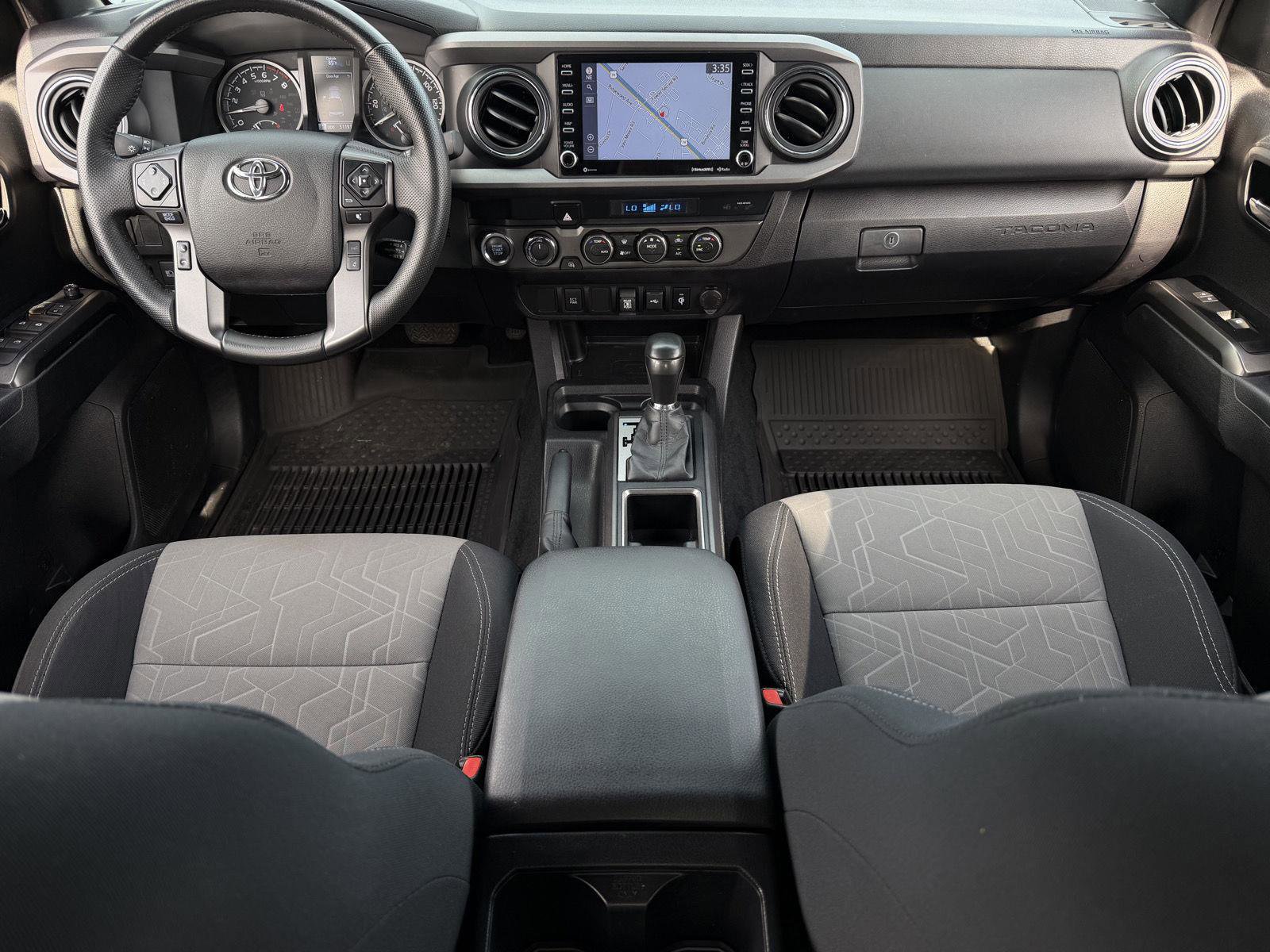 Used 2022 Toyota Tacoma TRD Sport image 7