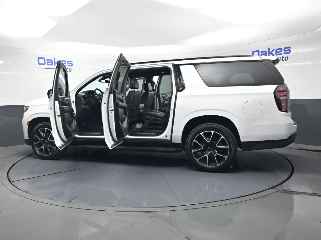 Used 2021 Chevrolet Suburban RST w/ Luxury Package AWD/4WD image 59