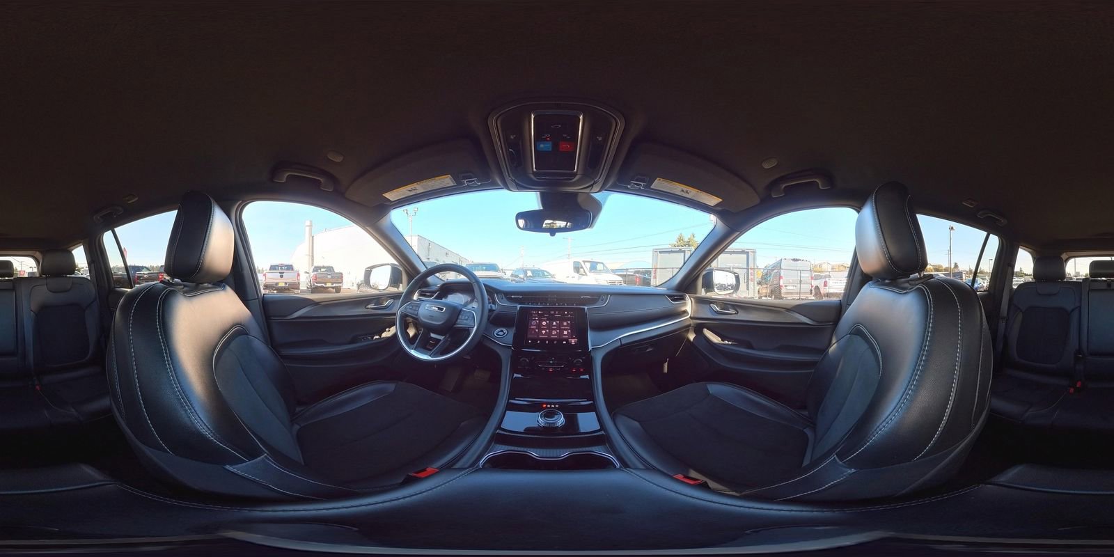 Used 2024 Jeep Grand Cherokee Altitude image 39