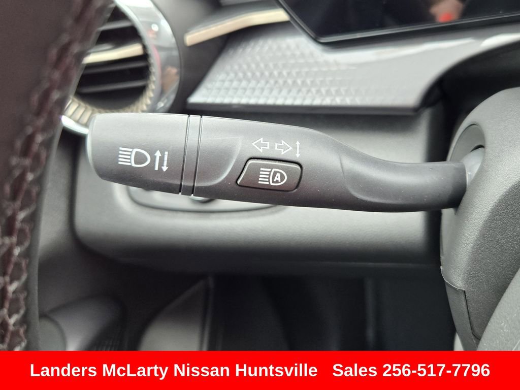 Used 2026 Chevrolet Trax ACTIV w/ Driver Confidence Package FWD image 25