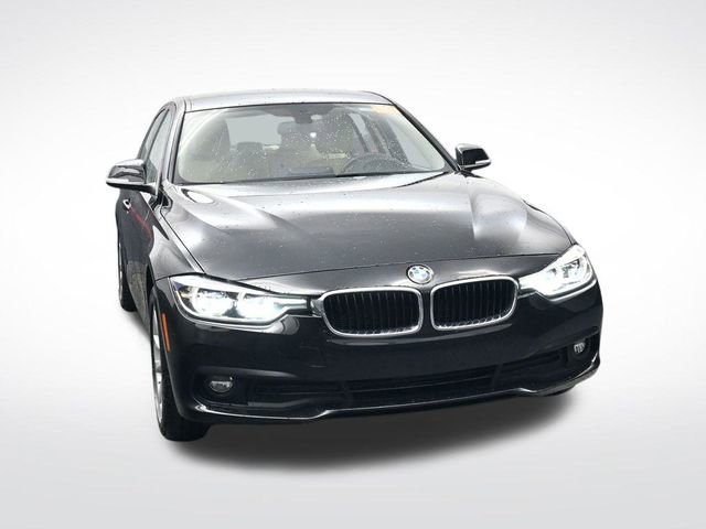 Used 2018 BMW 320i Sedan image 10