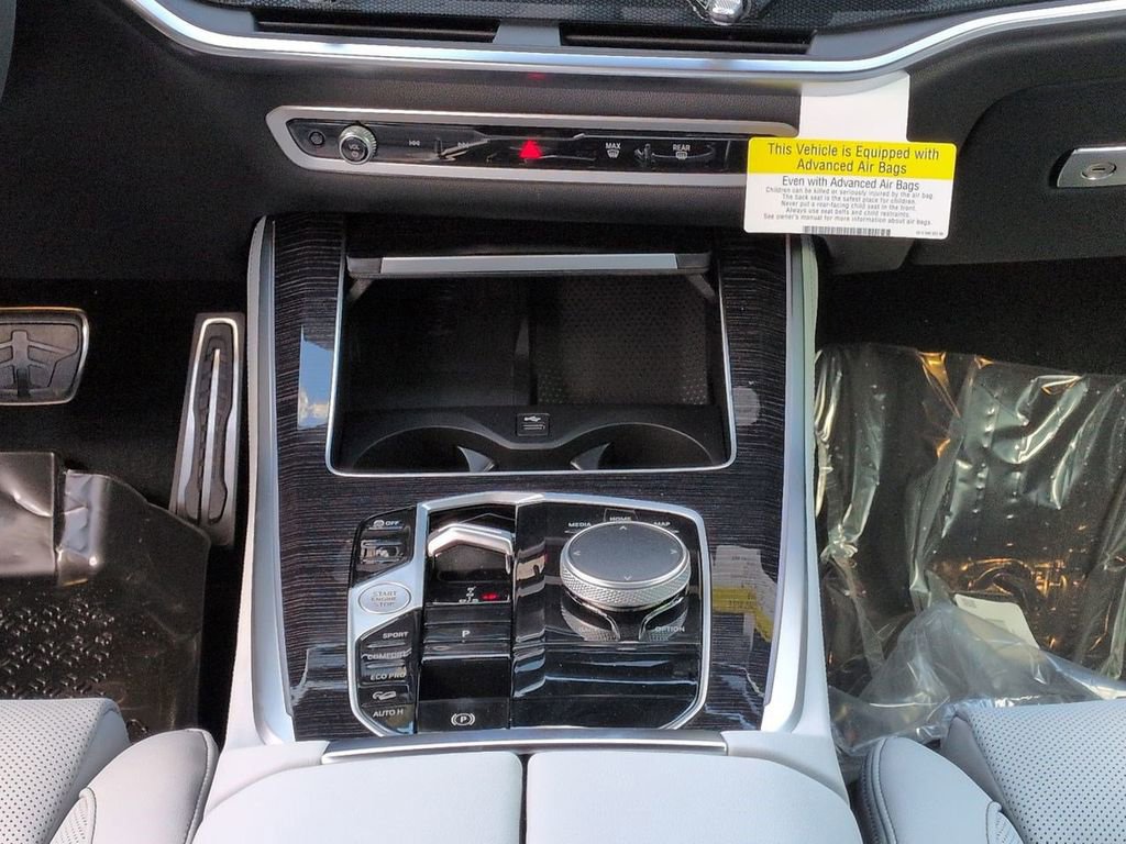 New 2026 BMW X5 xDrive40i w/ M Sport Package image 19