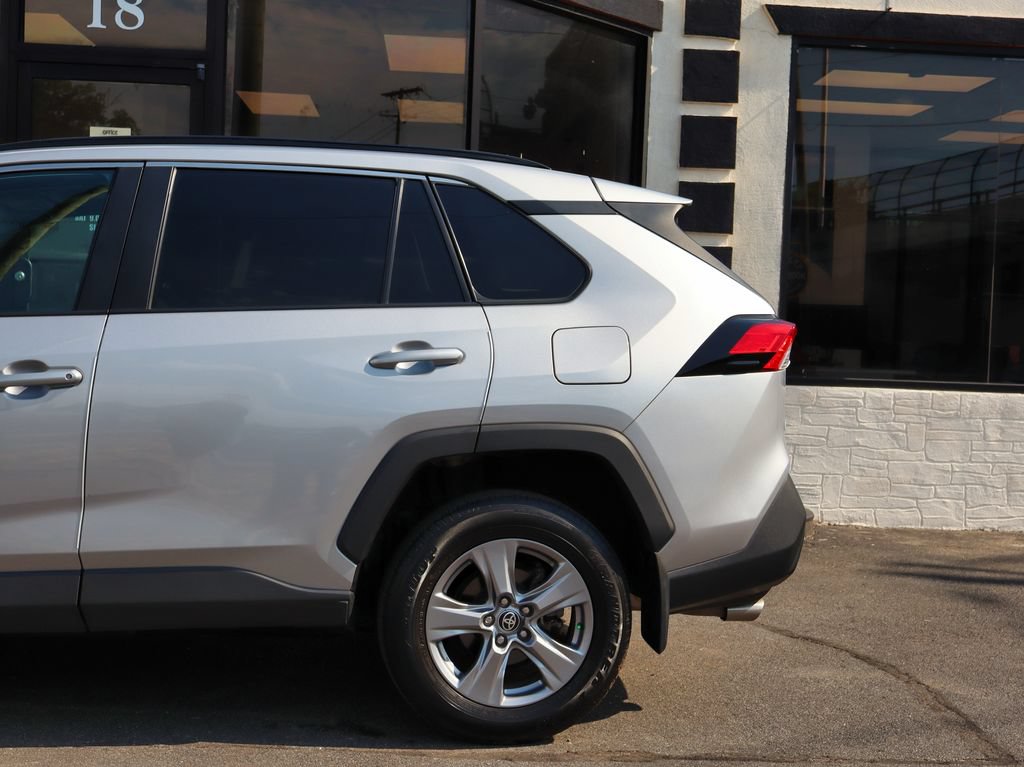 Used 2022 Toyota RAV4 XLE w/ Convenience Package AWD/4WD image 13