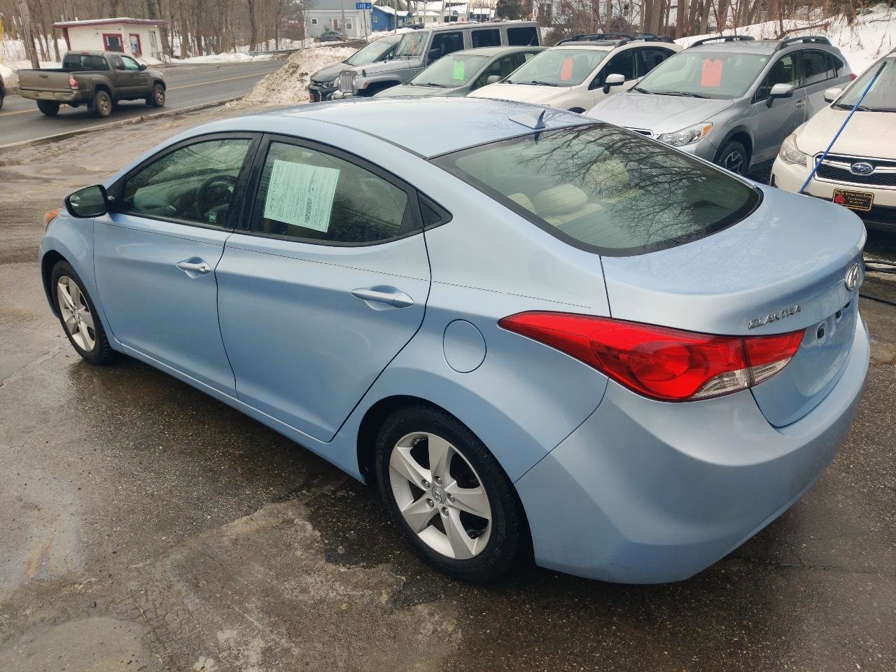Used 2013 Hyundai Elantra GLS w/ Preferred Pkg image 4