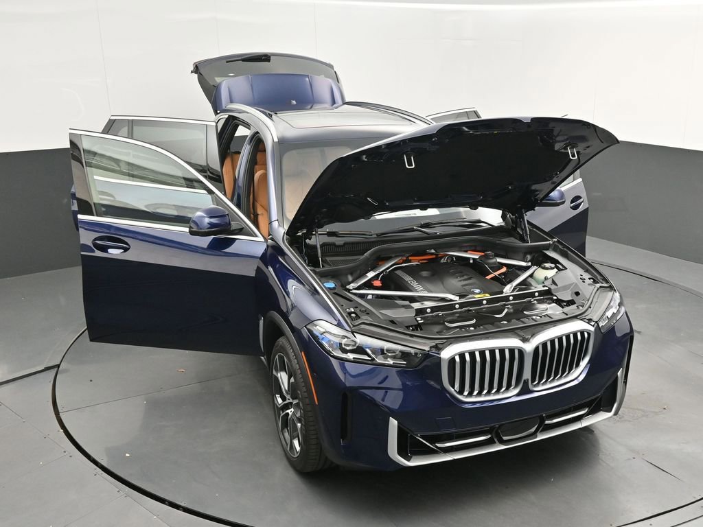 New 2026 BMW X5 xDrive50e AWD/4WD image 60