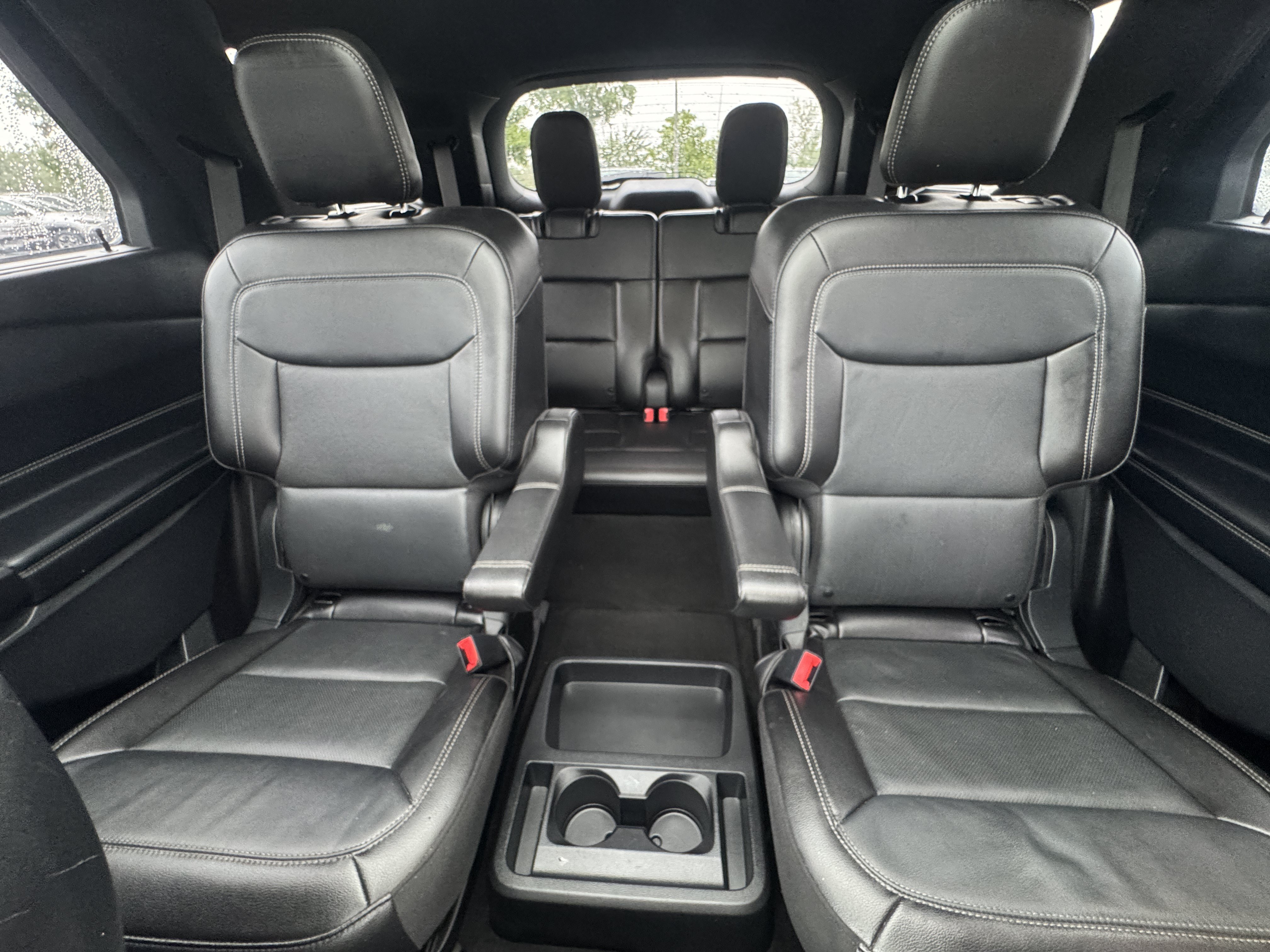 Used 2020 Ford Explorer Limited AWD/4WD image 26