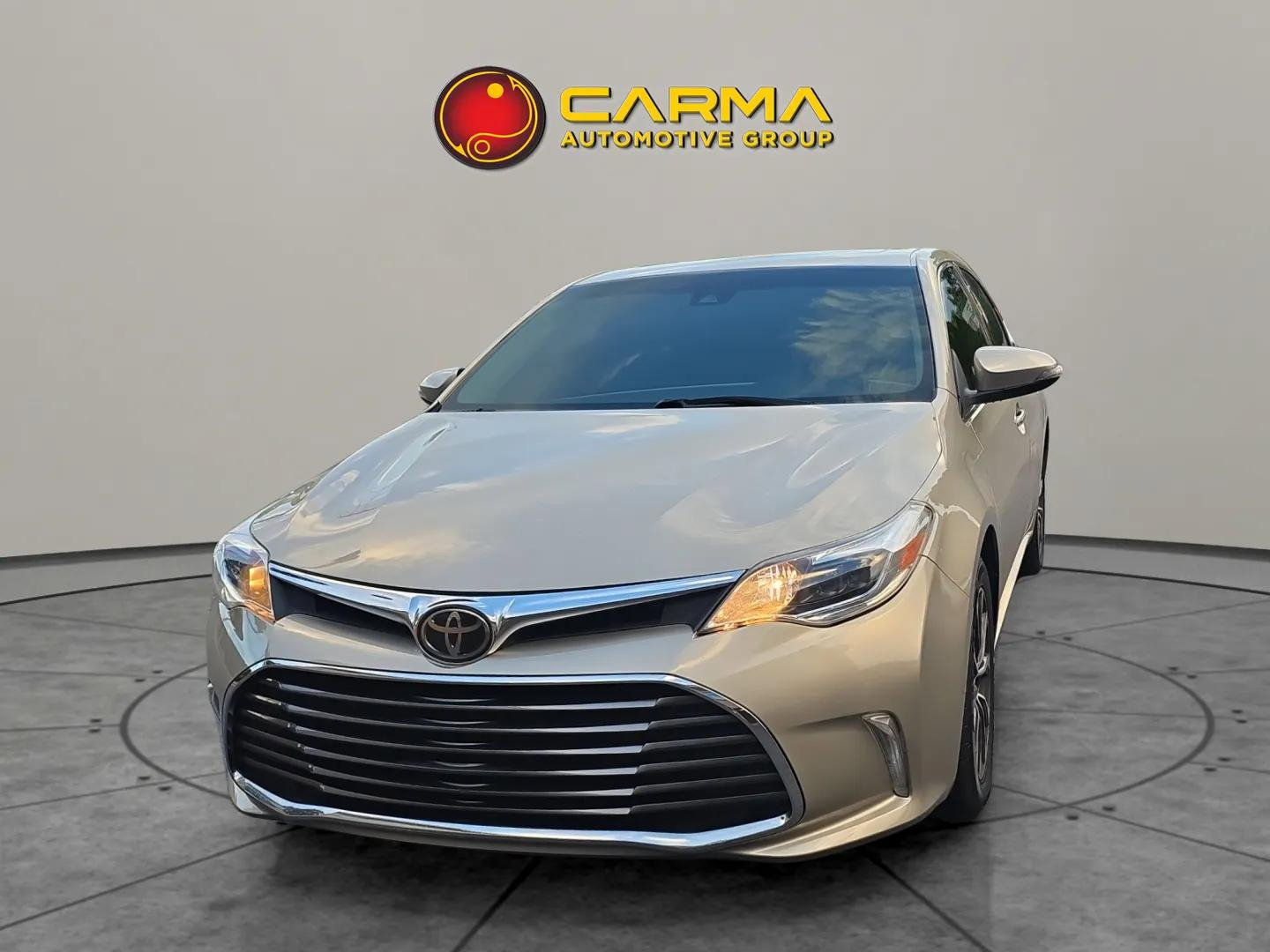 Used 2018 Toyota Avalon XLE Premium image 10