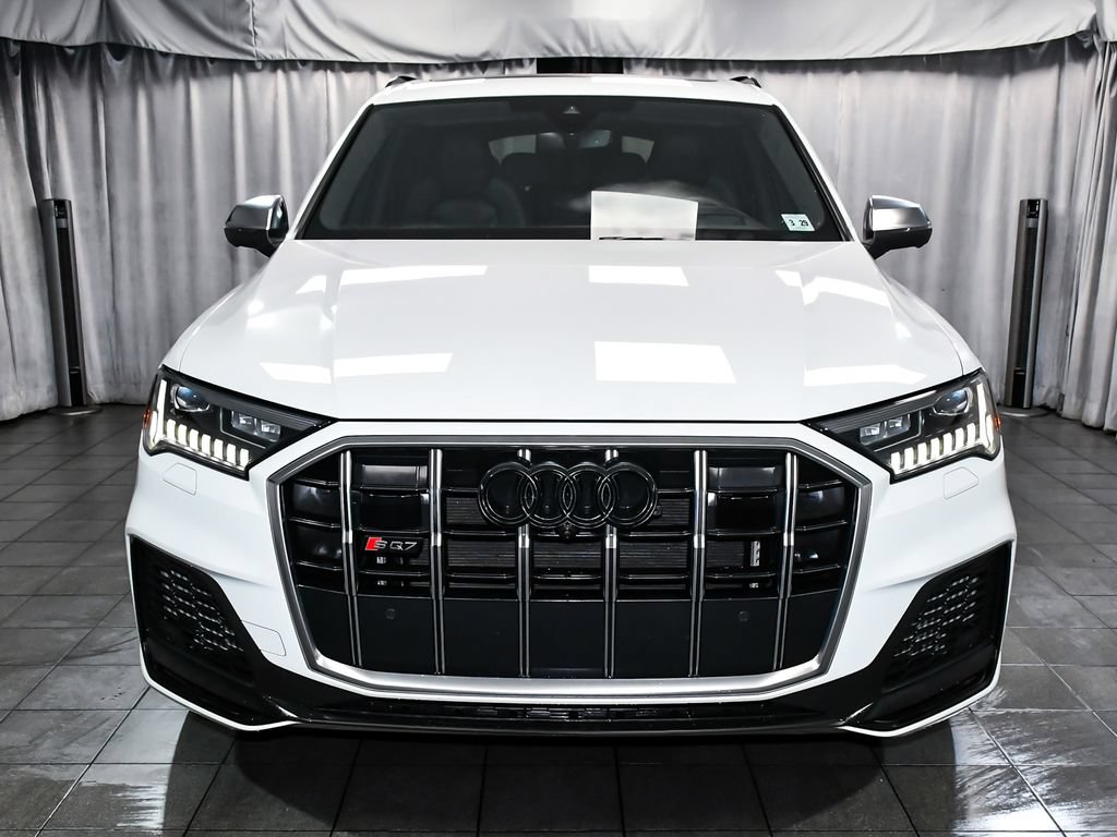 Used 2024 Audi SQ7 Prestige w/ Prestige Package AWD/4WD image 2