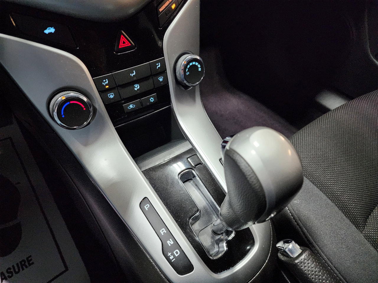 Used 2016 Chevrolet Cruze LT image 32