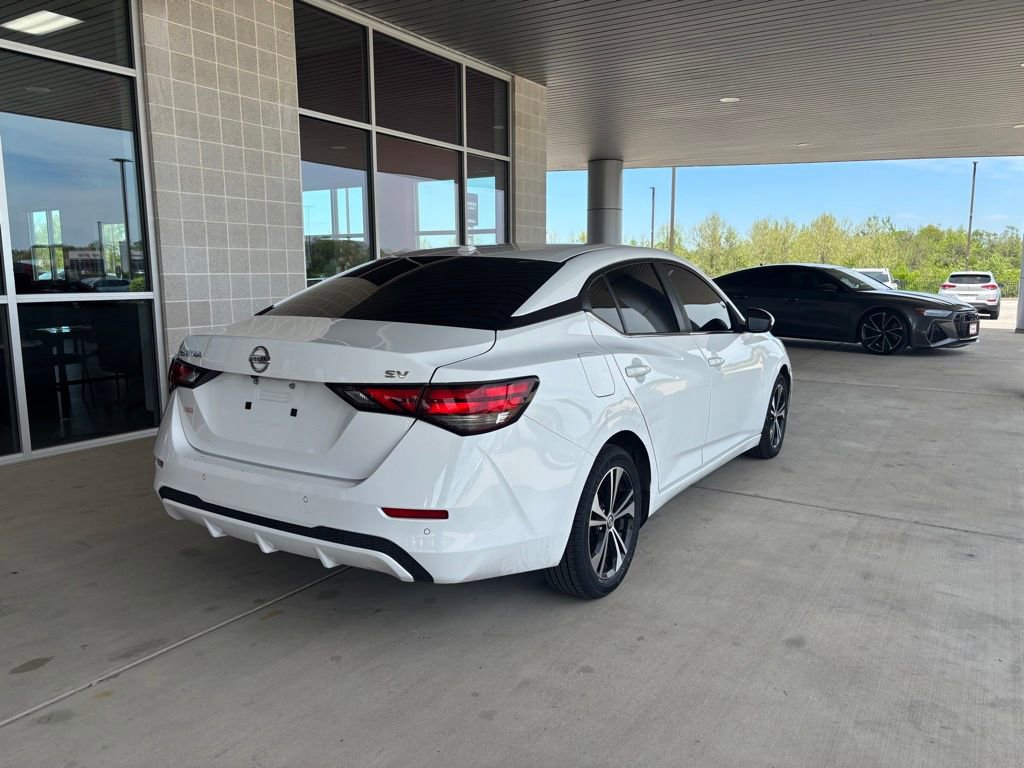 Used 2021 Nissan Sentra SV FWD image 3