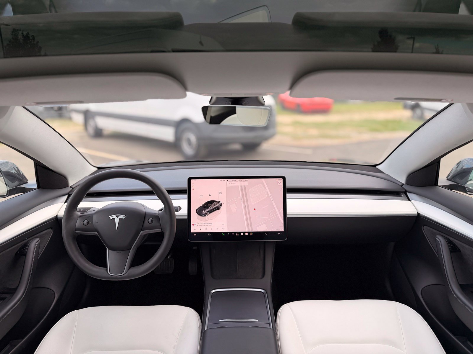 Used 2023 Tesla Model 3 Standard Range RWD image 2