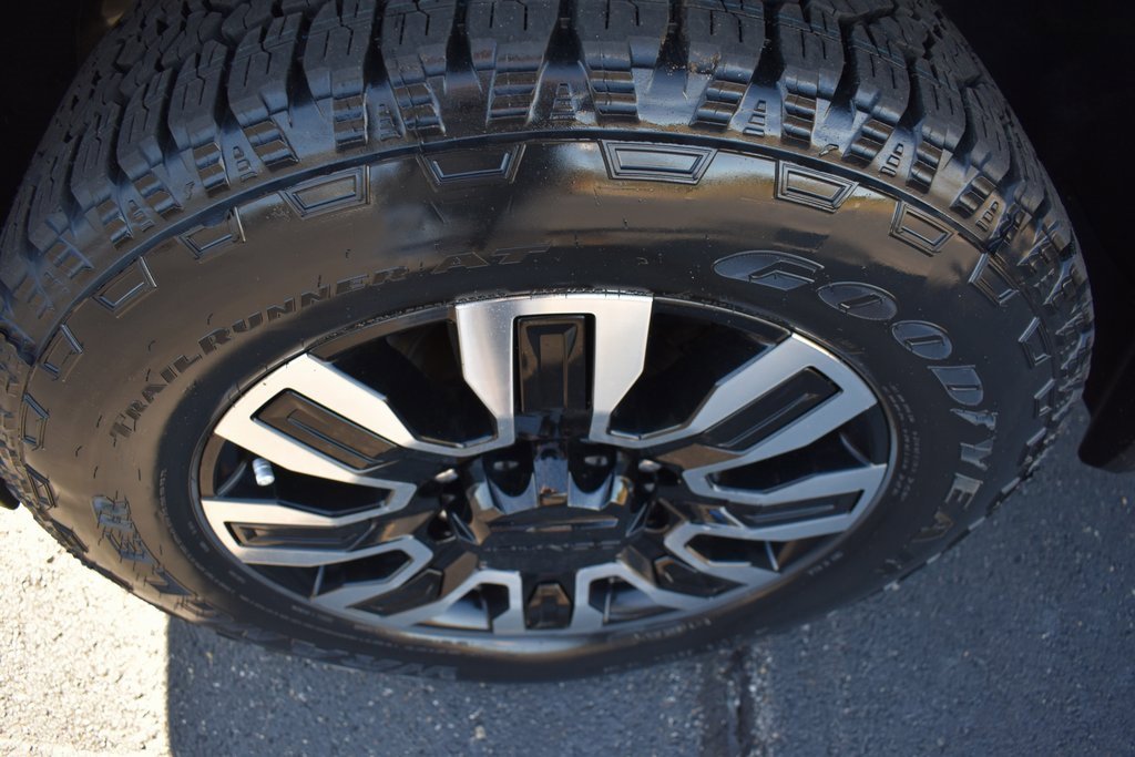 Used 2024 GMC Sierra 2500 Denali Ultimate w/ Max Trailering Package image 15