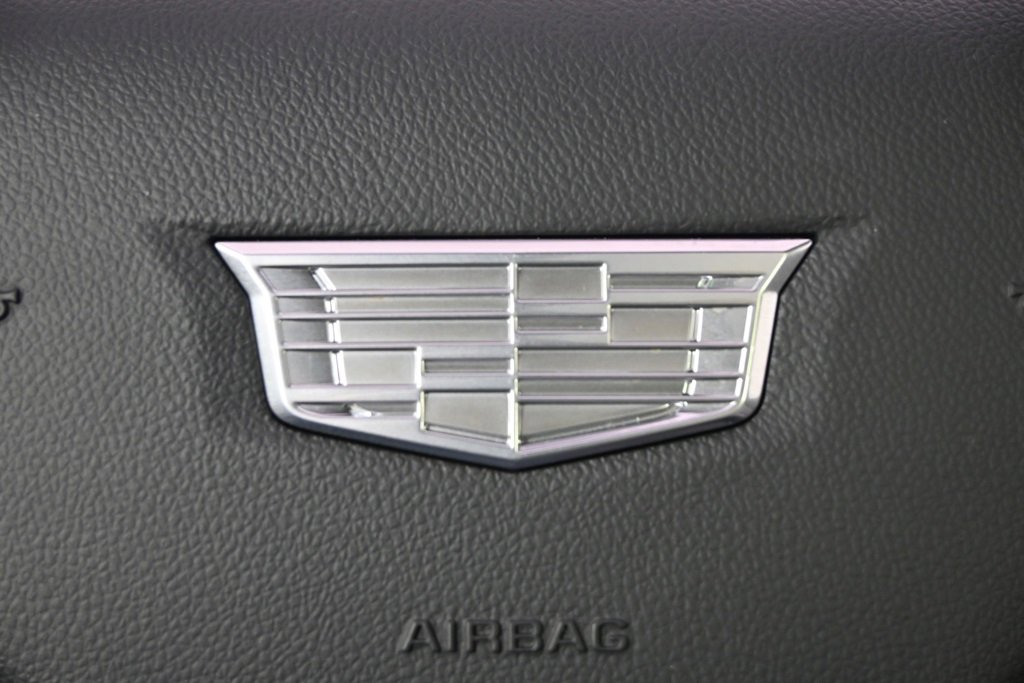 New 2025 Cadillac Lyriq Luxury image 32