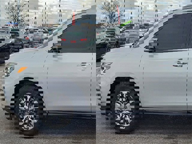 Used 2018 Nissan Pathfinder S image 8