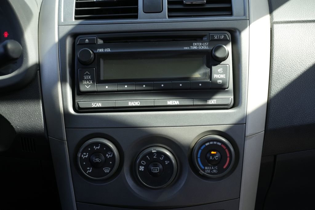 Used 2012 Toyota Corolla S FWD image 37
