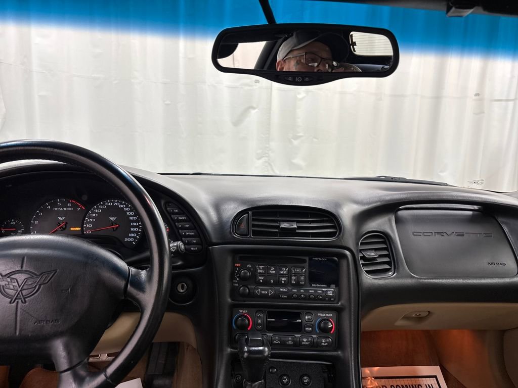 Used 2001 Chevrolet Corvette Convertible w/ Preferred Equipment Group1 image 12