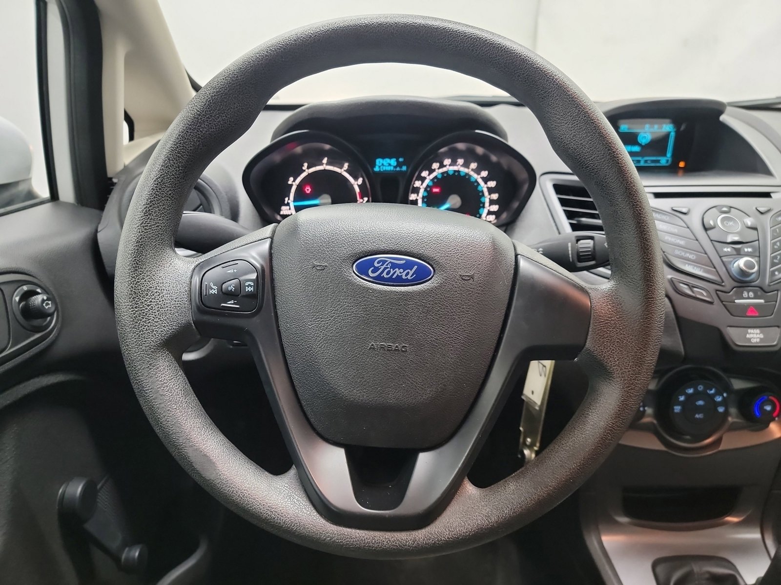 Used 2016 Ford Fiesta S image 17