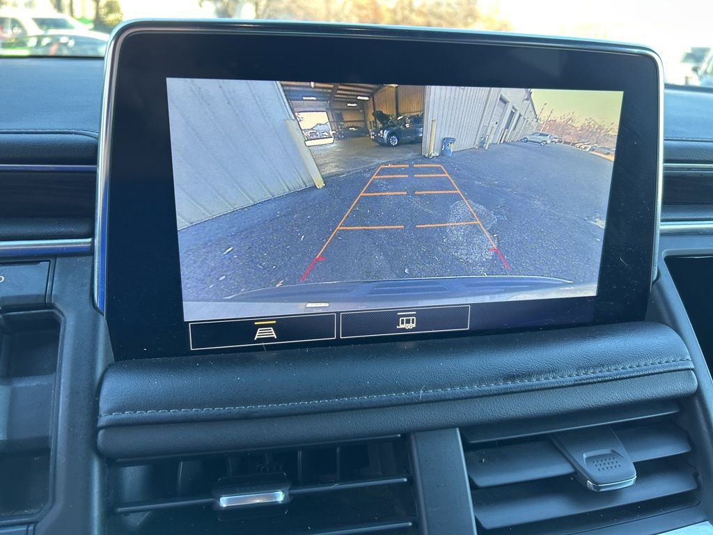 Used 2021 Chevrolet Suburban LS image 13