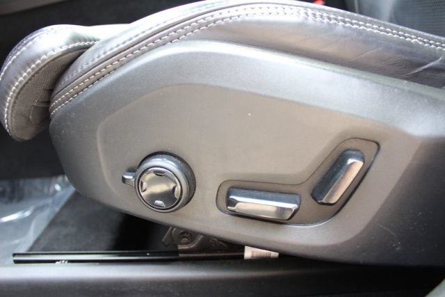 Used 2019 Volvo XC60 T6 Inscription AWD/4WD image 27