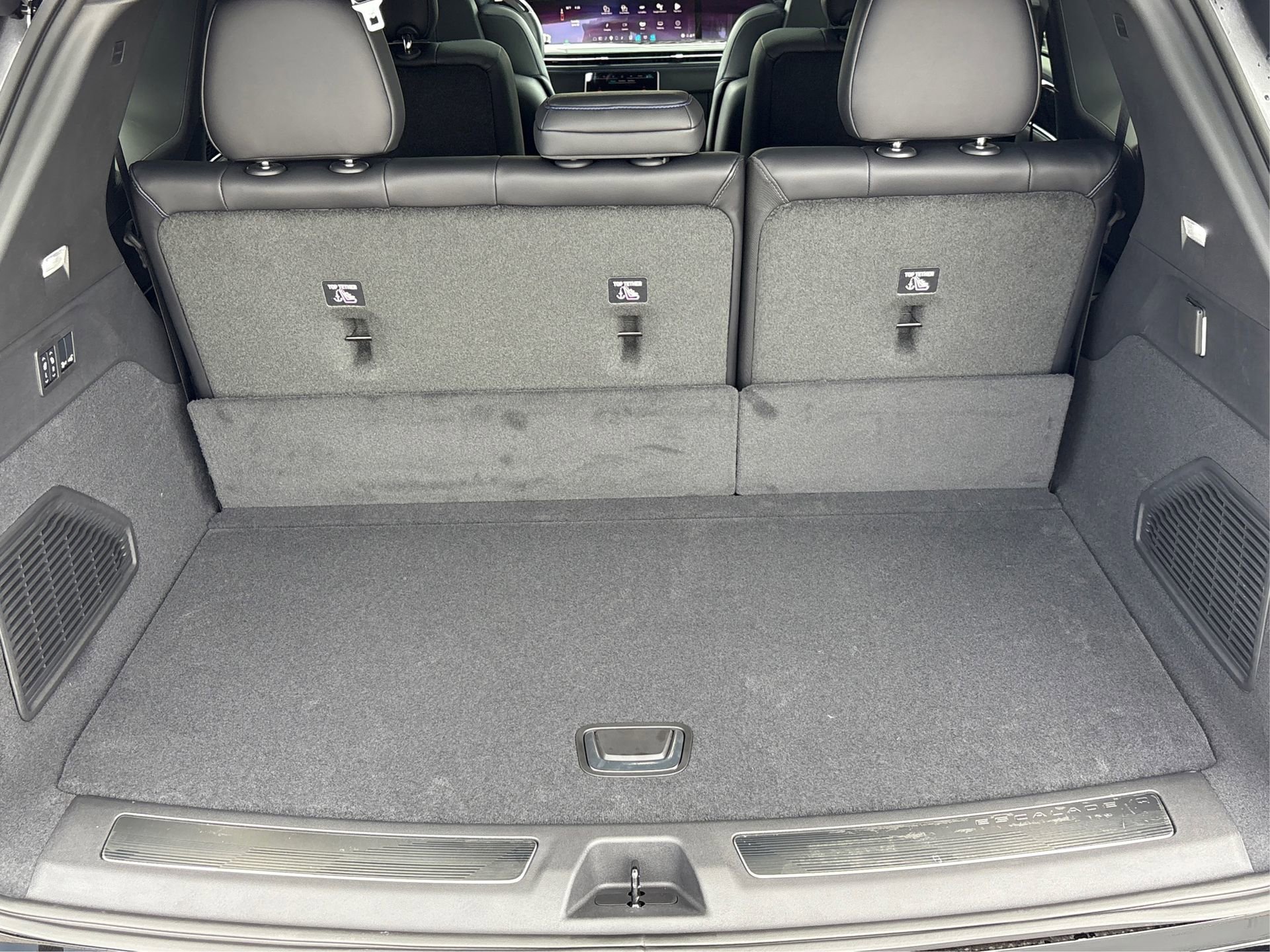 New 2025 Cadillac Escalade IQ Luxury 1 image 11