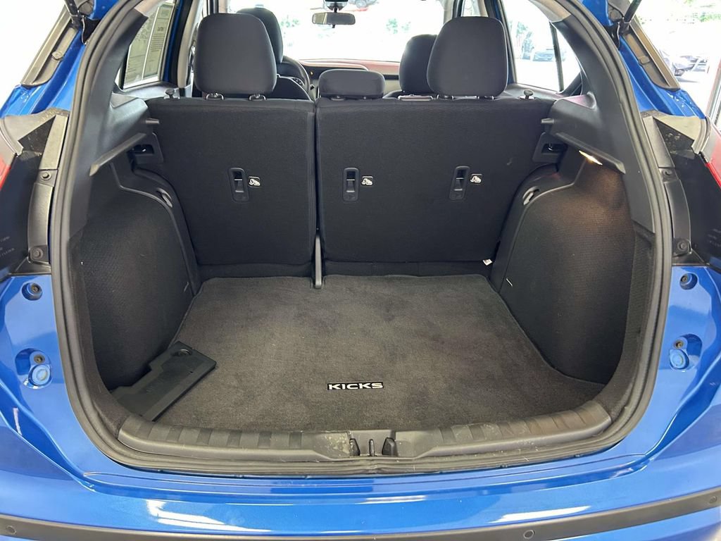 Used 2025 Nissan Kicks Play S FWD image 10