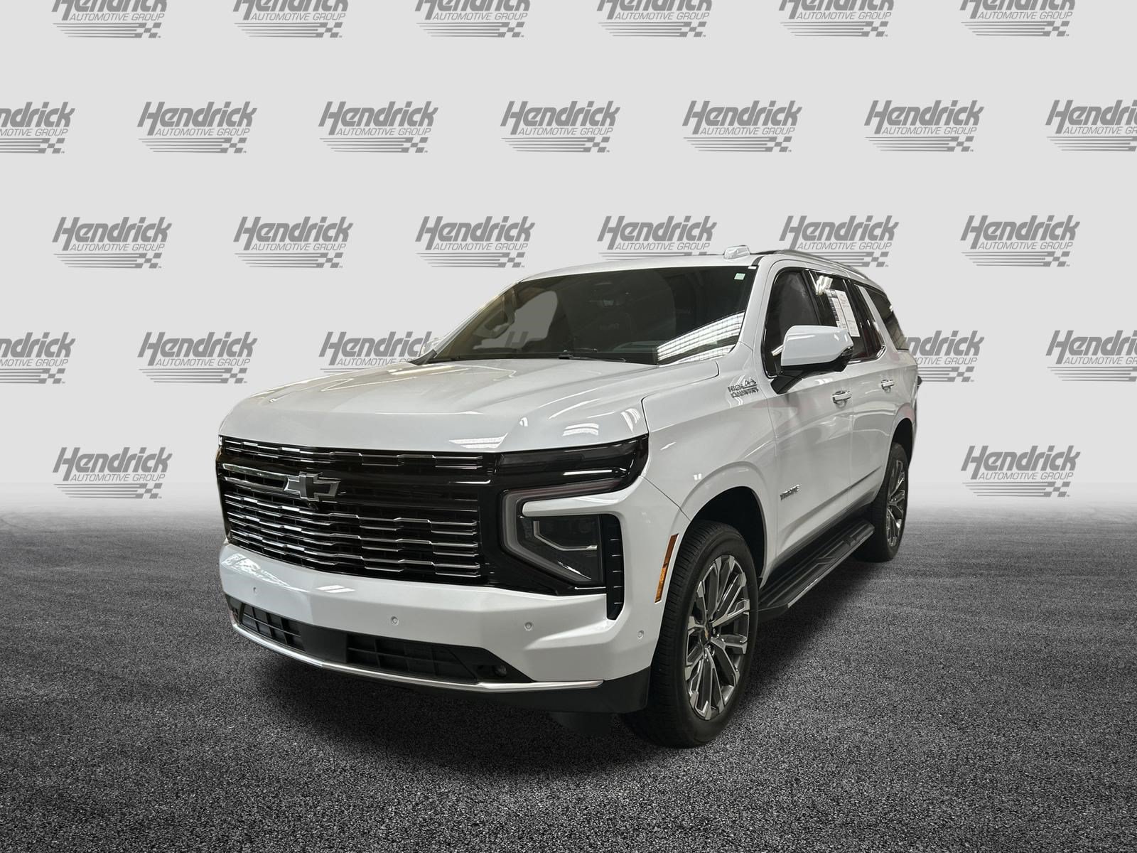 Used 2026 Chevrolet Tahoe High Country w/ Sun And Tow Package AWD/4WD image 5