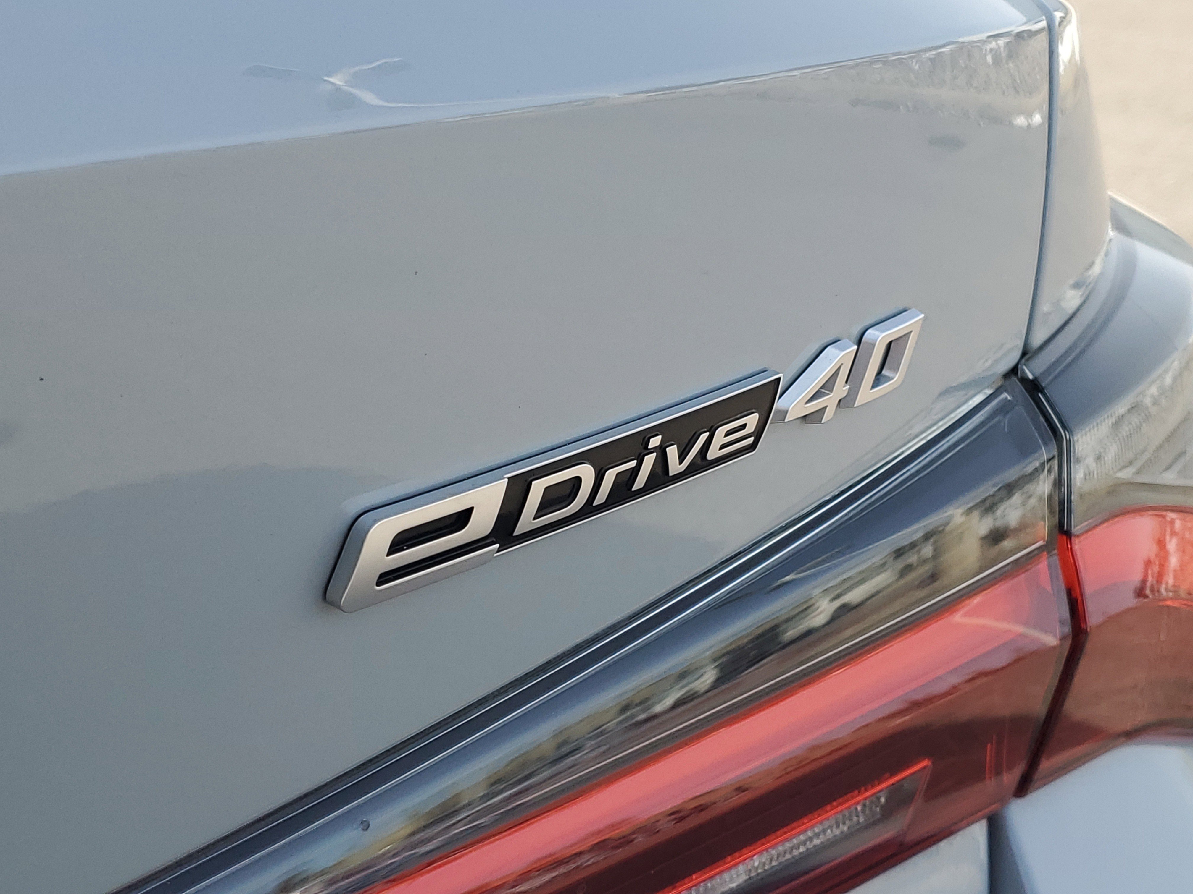 Used 2024 BMW i4 eDrive40 w/ M Sport Package image 30