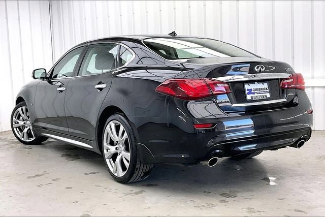 Used 2018 INFINITI Q70 L 3.7 AWD/4WD image 12