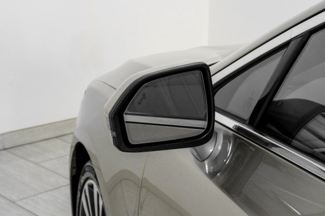 Used 2019 Lincoln MKZ Reserve FWD image 48