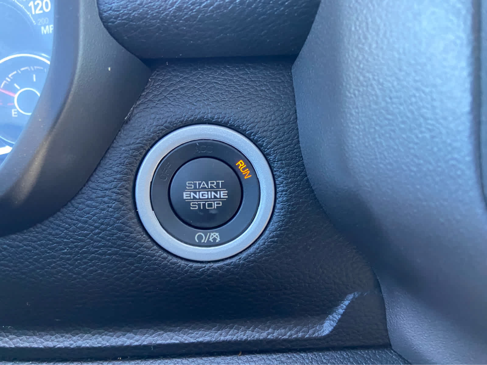 Used 2023 RAM 1500 Laramie AWD/4WD image 25