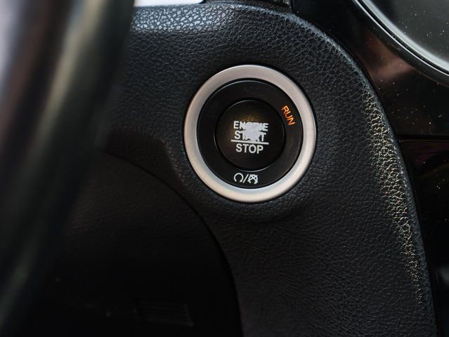 Used 2019 Chrysler 300 S image 27