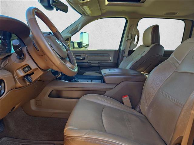 Used 2022 RAM 3500 Limited image 11