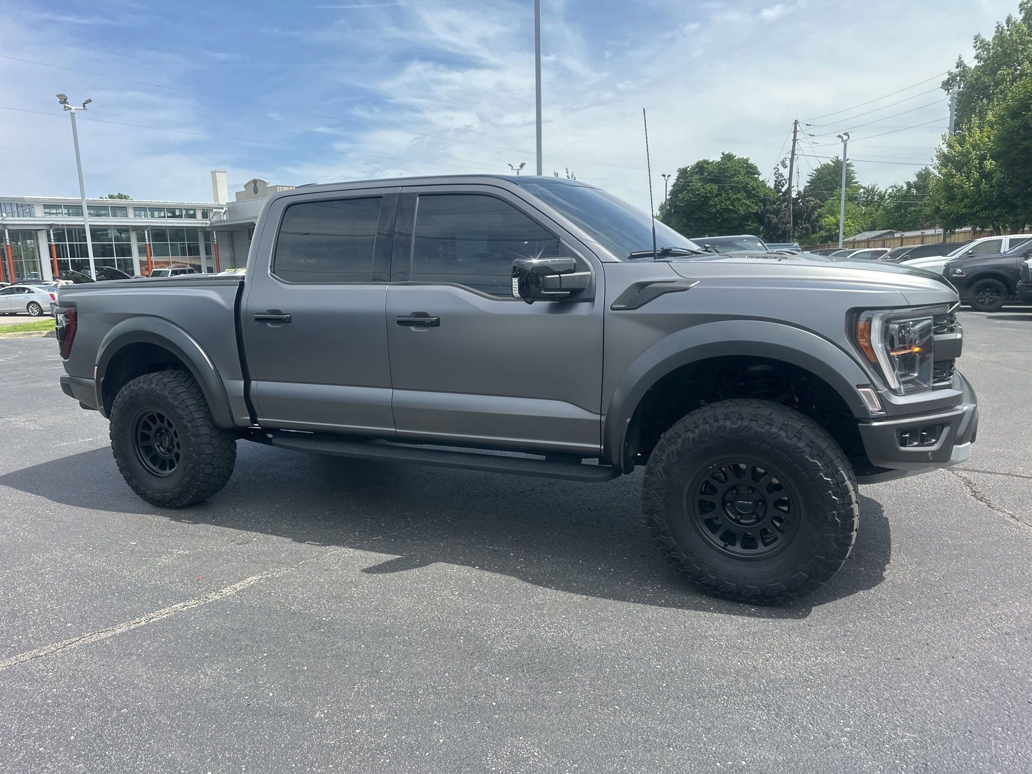 Used 2021 Ford F150 Raptor w/ Raptor 37 Performance Package AWD/4WD image 8