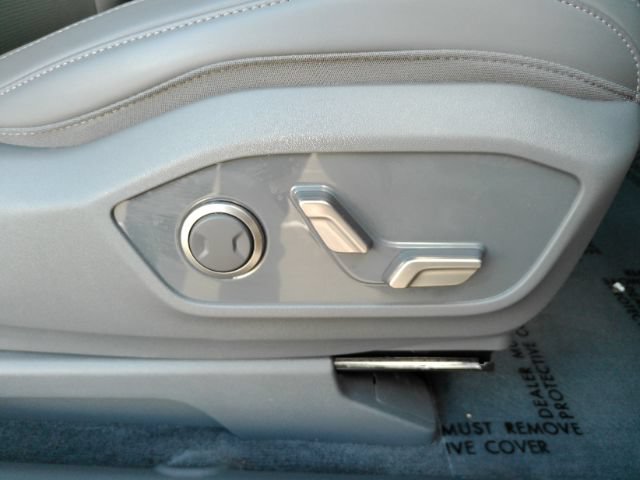 Used 2024 Kia EV9 Light RWD image 20