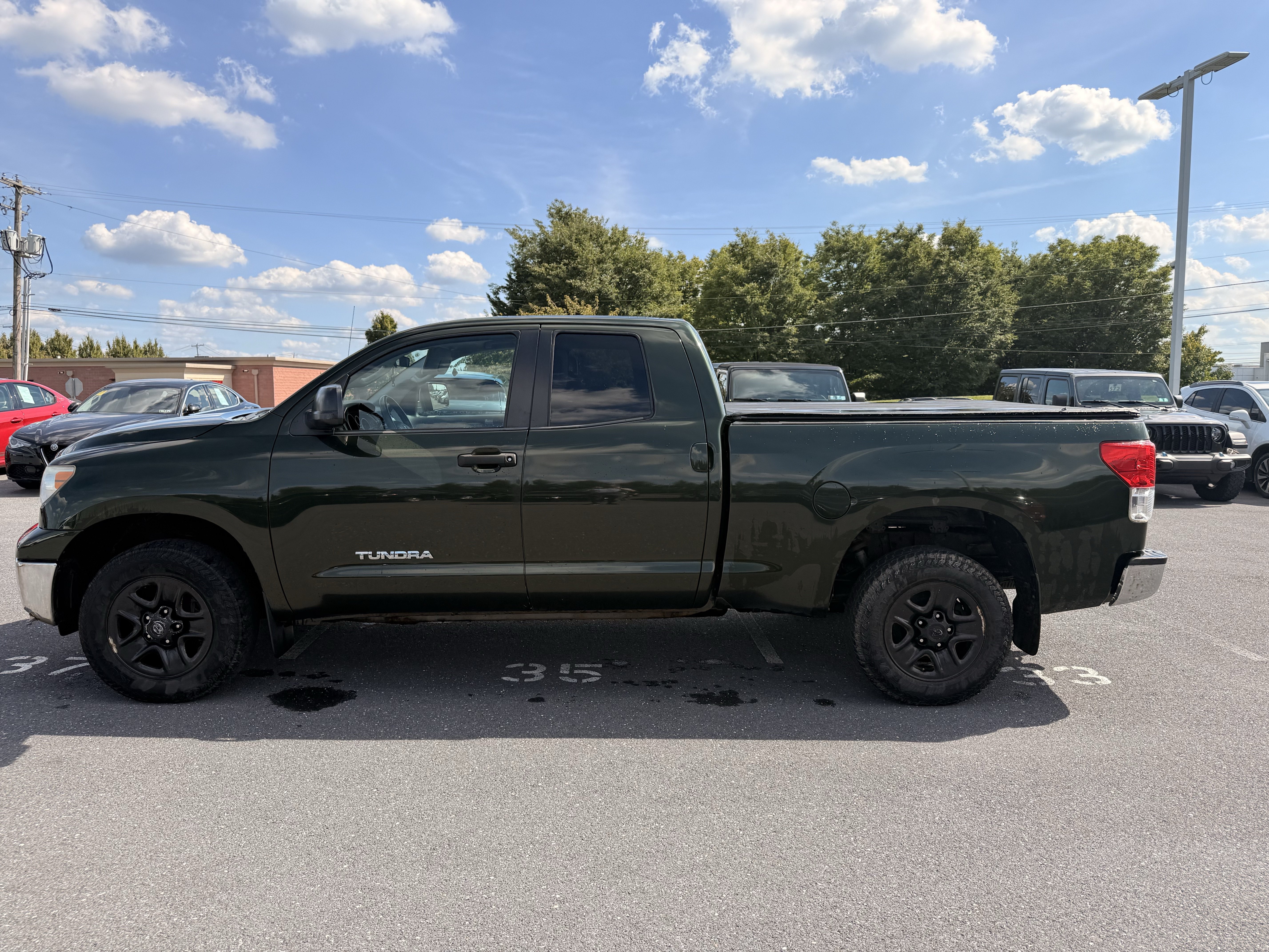 Used 2012 Toyota Tundra 4x4 Double Cab w/ Tow Pkg image 7