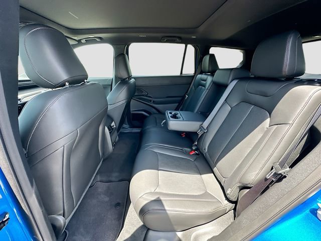 New 2026 Jeep Cherokee Overland image 17