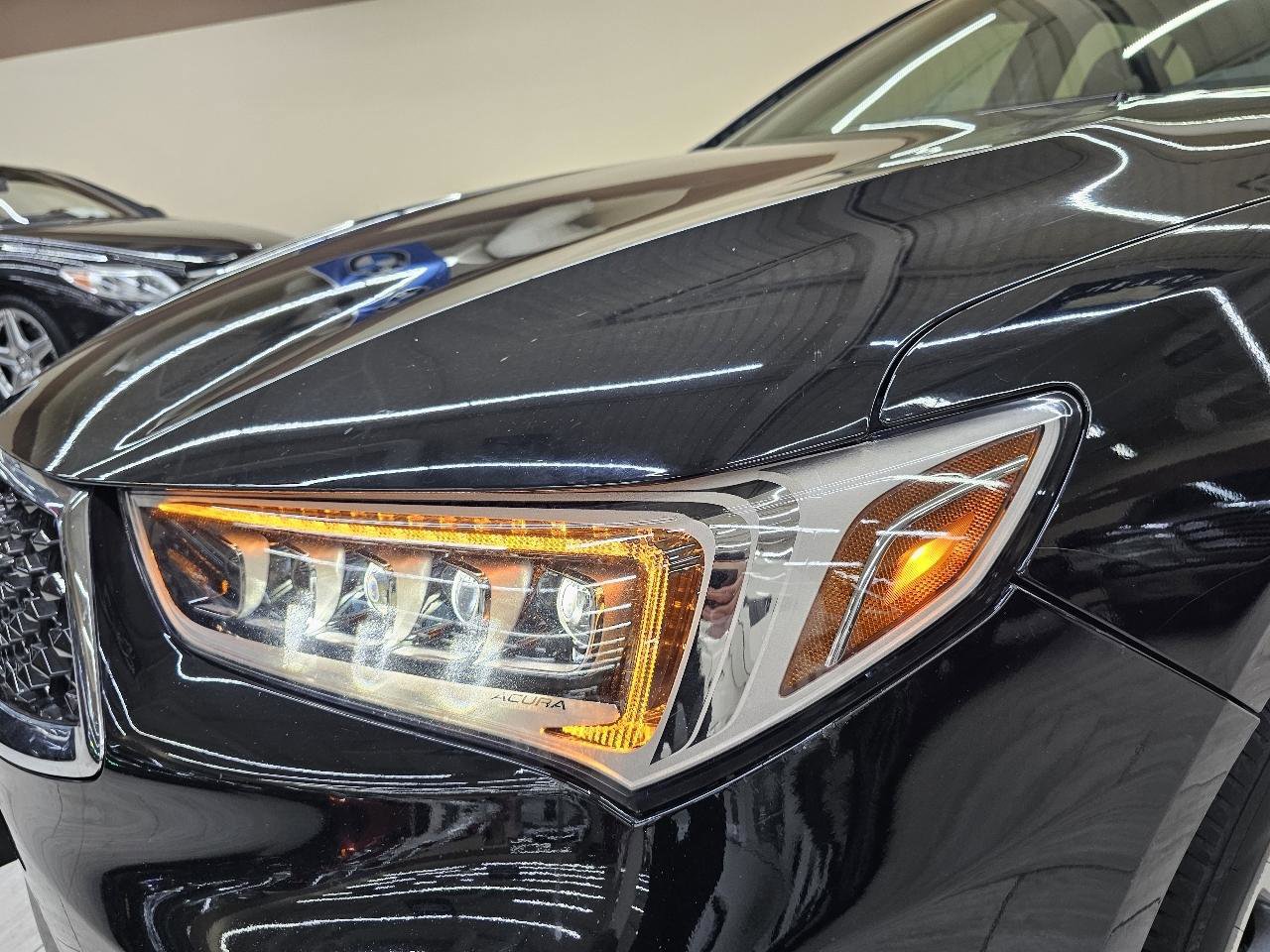 Used 2018 Acura TLX w/ Technology Package FWD image 10