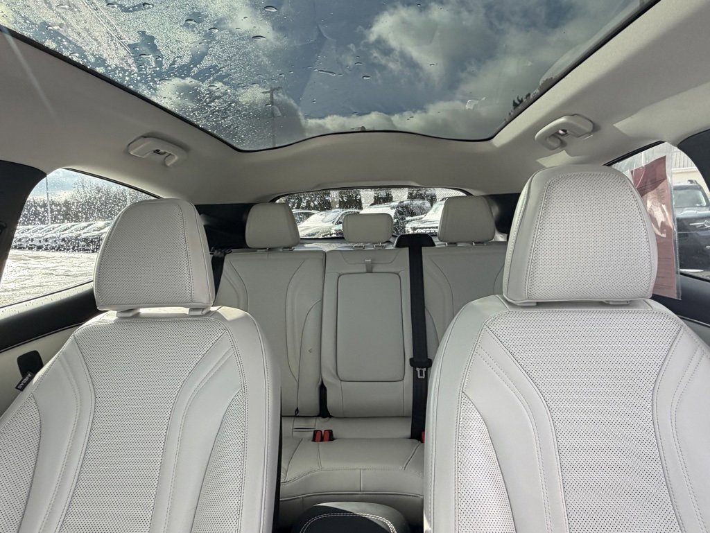 Used 2021 Ford Mustang Mach-E Premium image 36