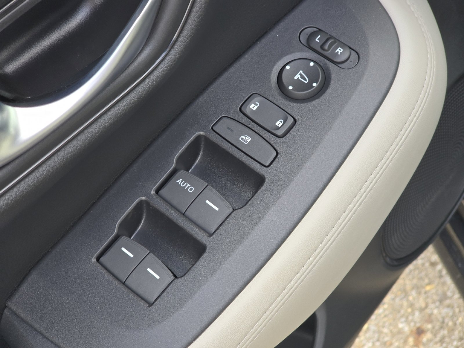 New 2026 Honda HR-V LX image 24