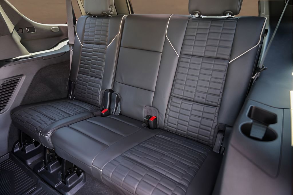 Used 2024 Cadillac Escalade Sport Platinum w/ Heavy-Duty Trailer Package AWD/4WD image 26