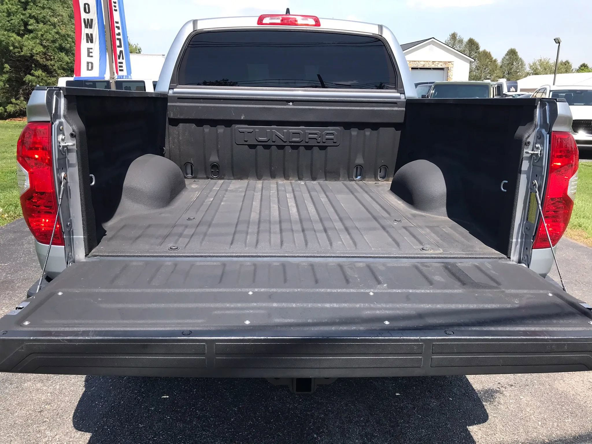 Used 2021 Toyota Tundra SR5 AWD/4WD image 37