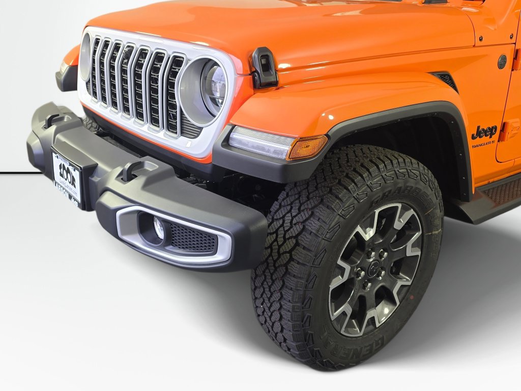 New 2026 Jeep Wrangler Unlimited Sahara w/ Whitecap Package AWD/4WD image 12
