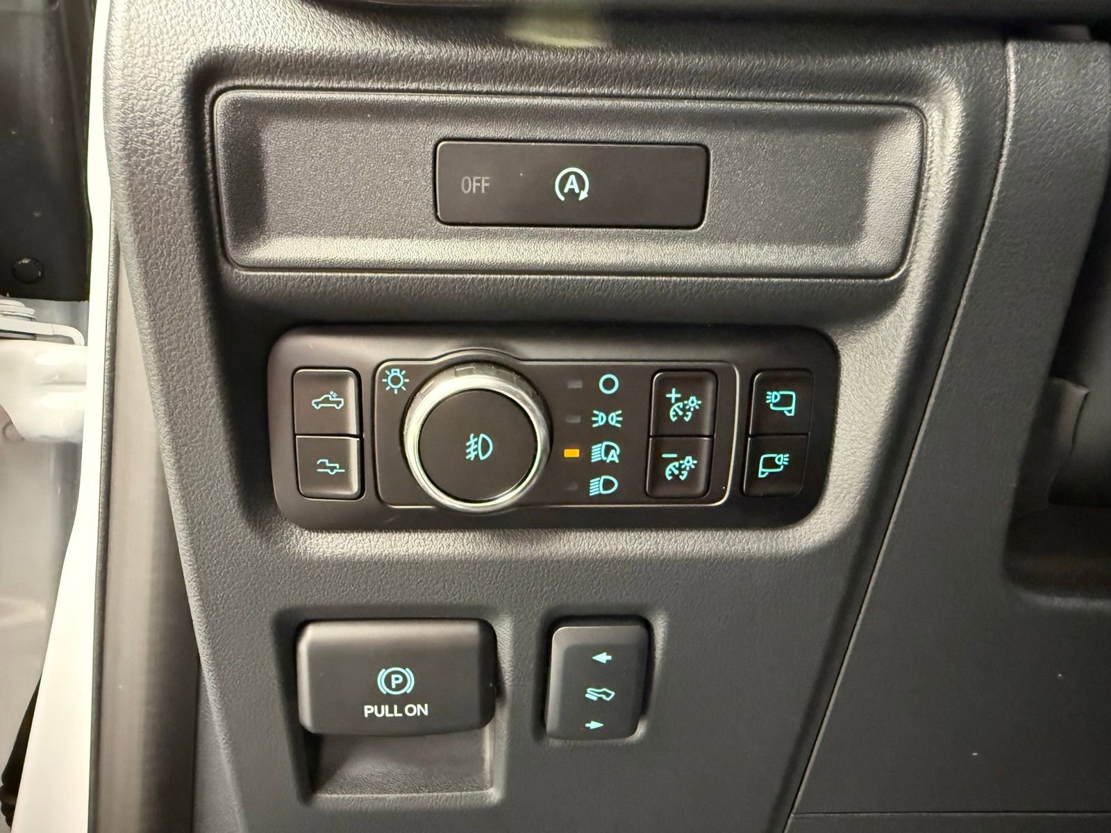 Used 2025 Ford F150 Raptor AWD/4WD image 15