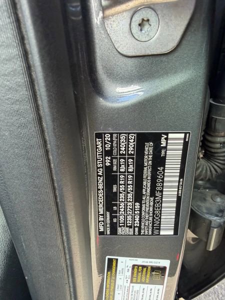 Used 2021 Mercedes-Benz GLC 300 4MATIC image 36