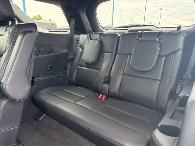 New 2026 Ford Explorer ST-Line w/ ST-Line Street Pack AWD/4WD image 14