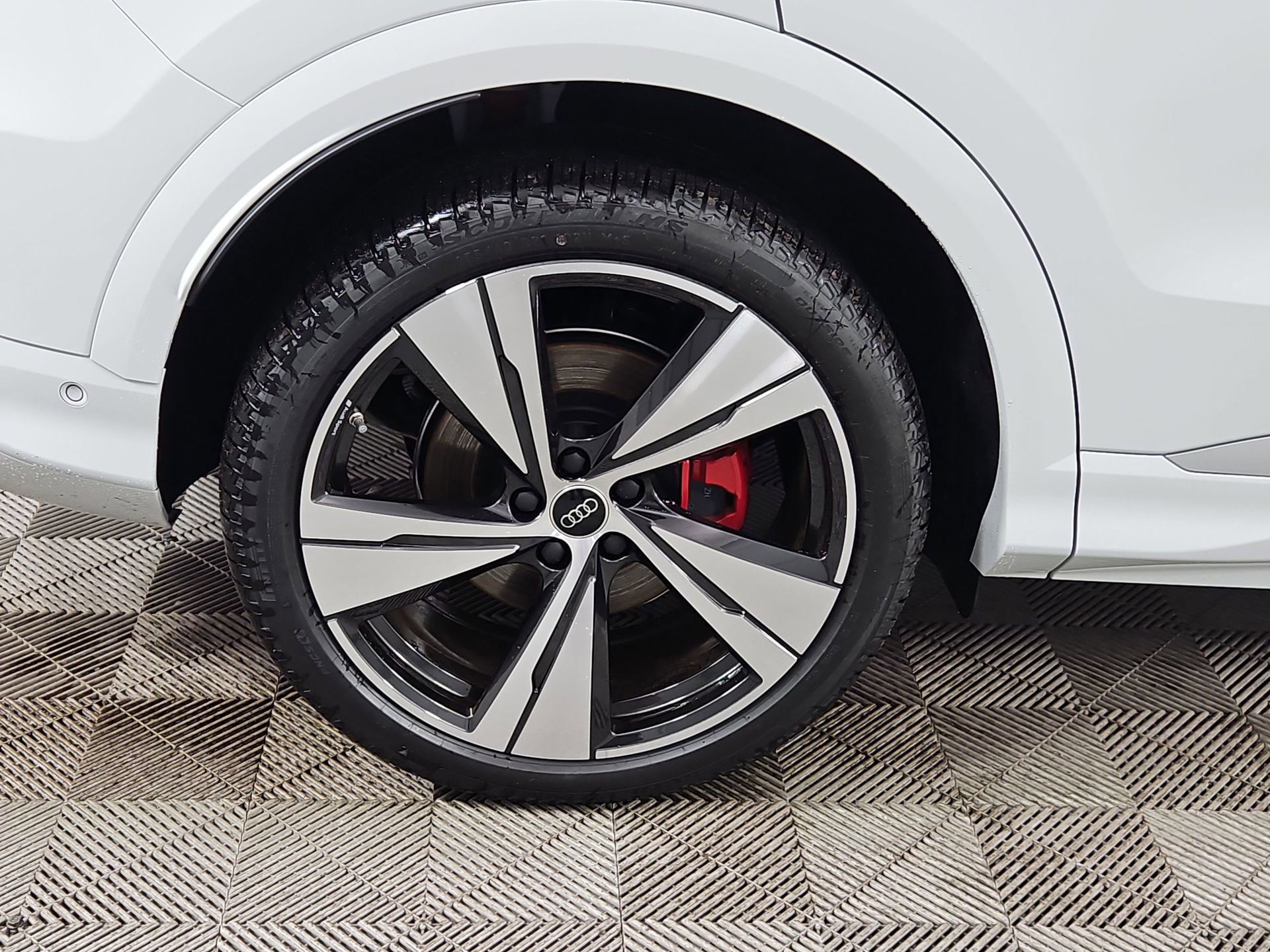 New 2026 Audi SQ5 Premium Plus AWD/4WD image 9